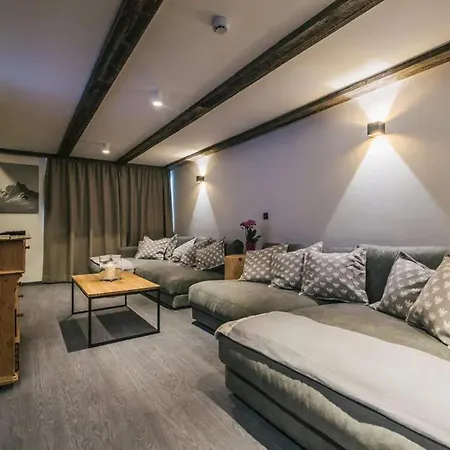Chalet Maria Teresa *