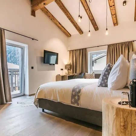 Chalet Maria Teresa *